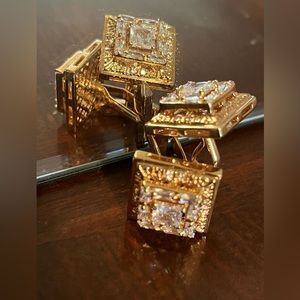 Gold Diamond Cuff Links